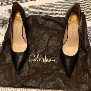 Black Cole Haan w/Nike air heels